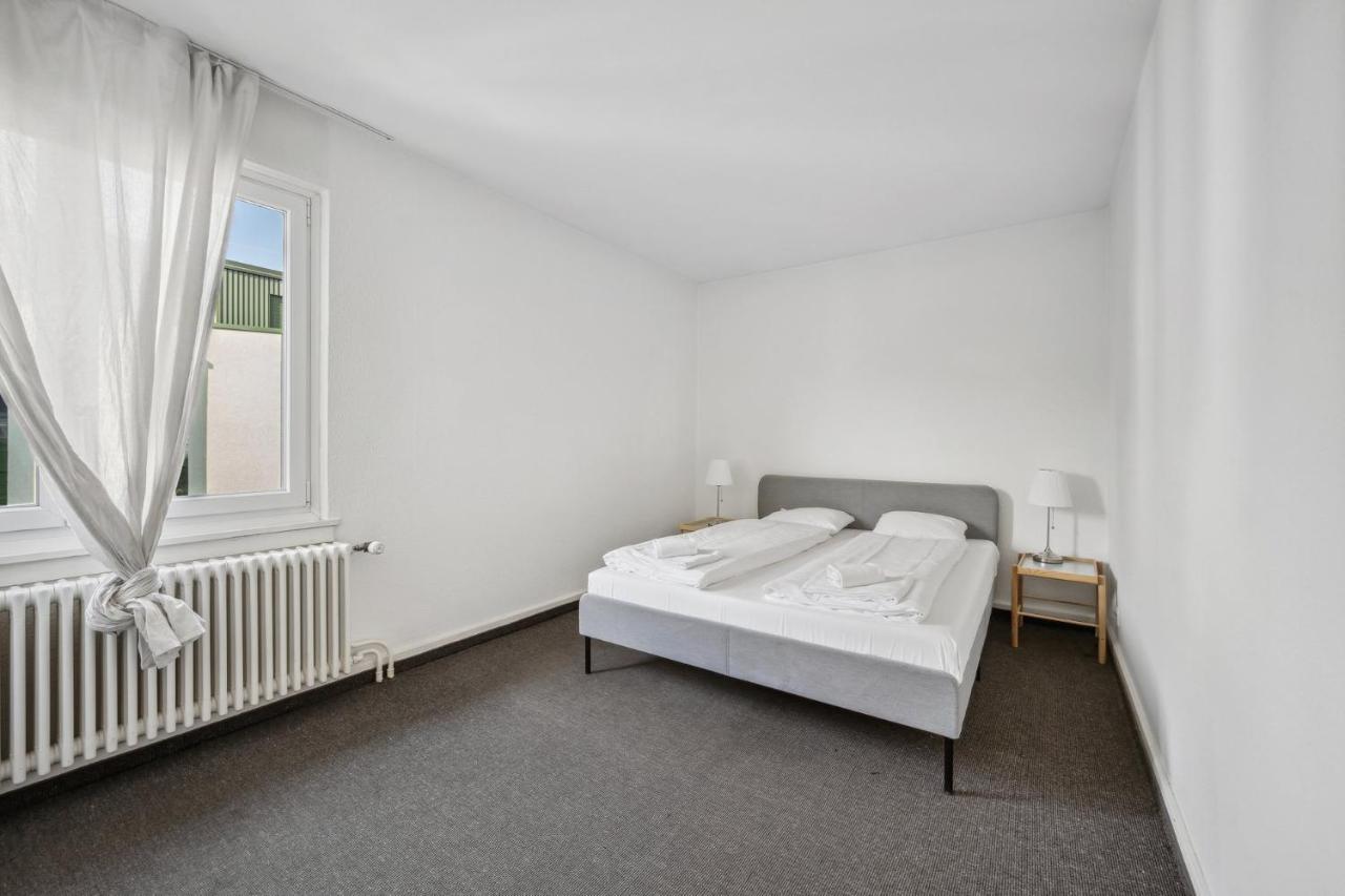 Comfortable Stay In Oerlikon 20 Minutes Away From Zurich Airport Exterior photo